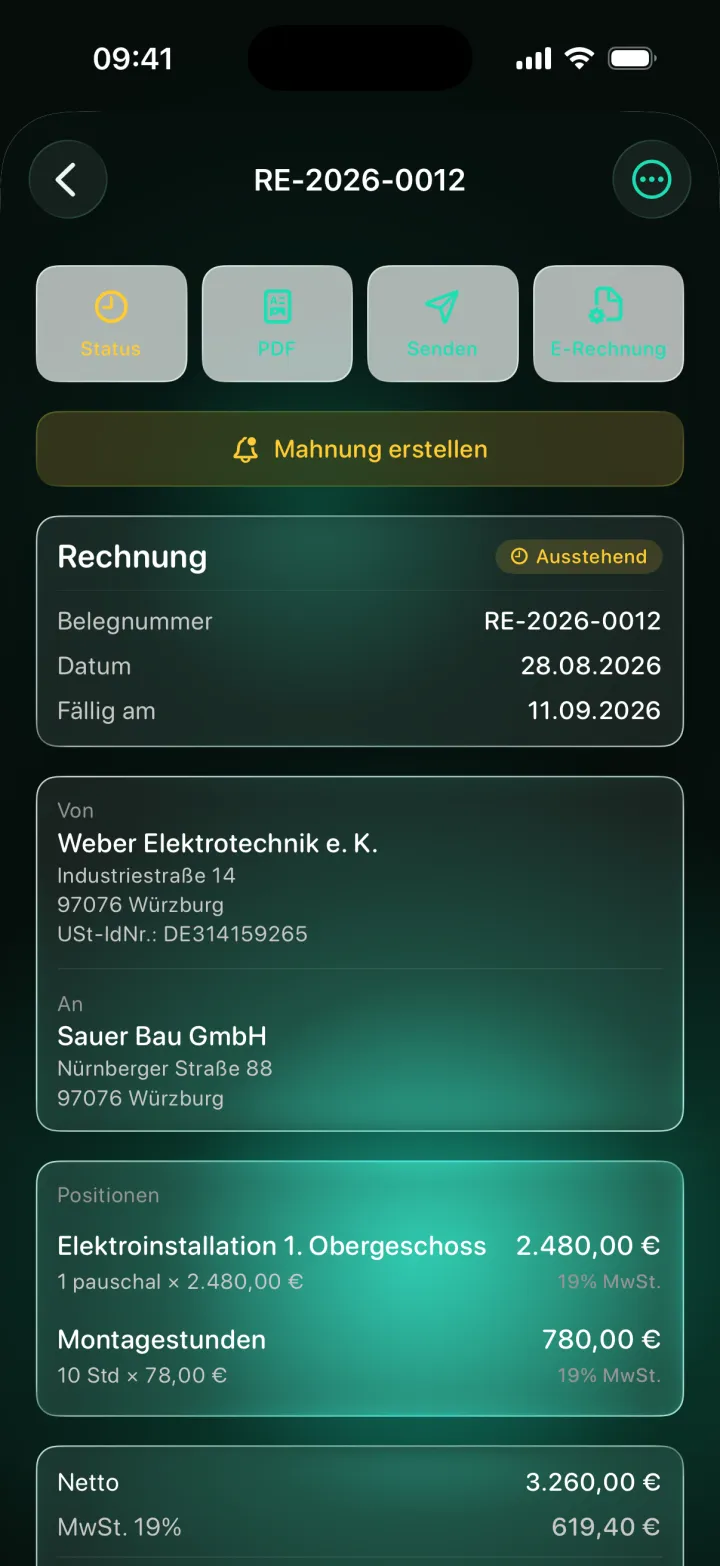 Invoice RE-2026-0012 in the USELY app with line items, net total and VAT